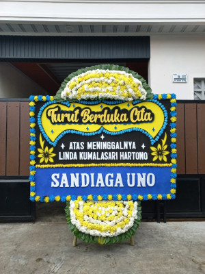 Papan Bunga Duka di Sariwangi